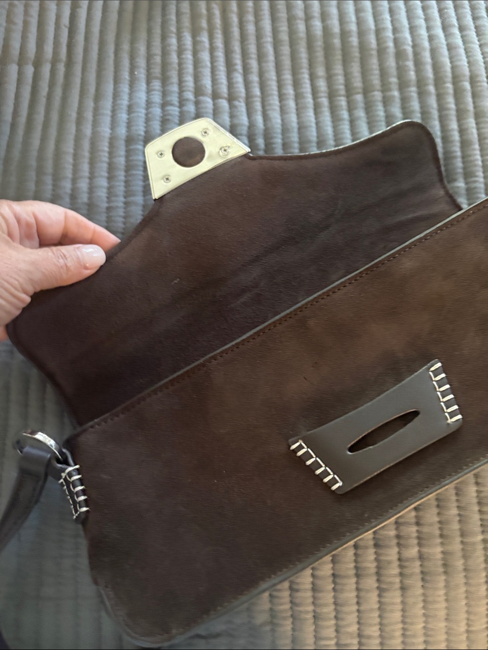 Ming (Mango) Brown Suede Shoulder Bag with Silver Hardware - Picture 3 of 4